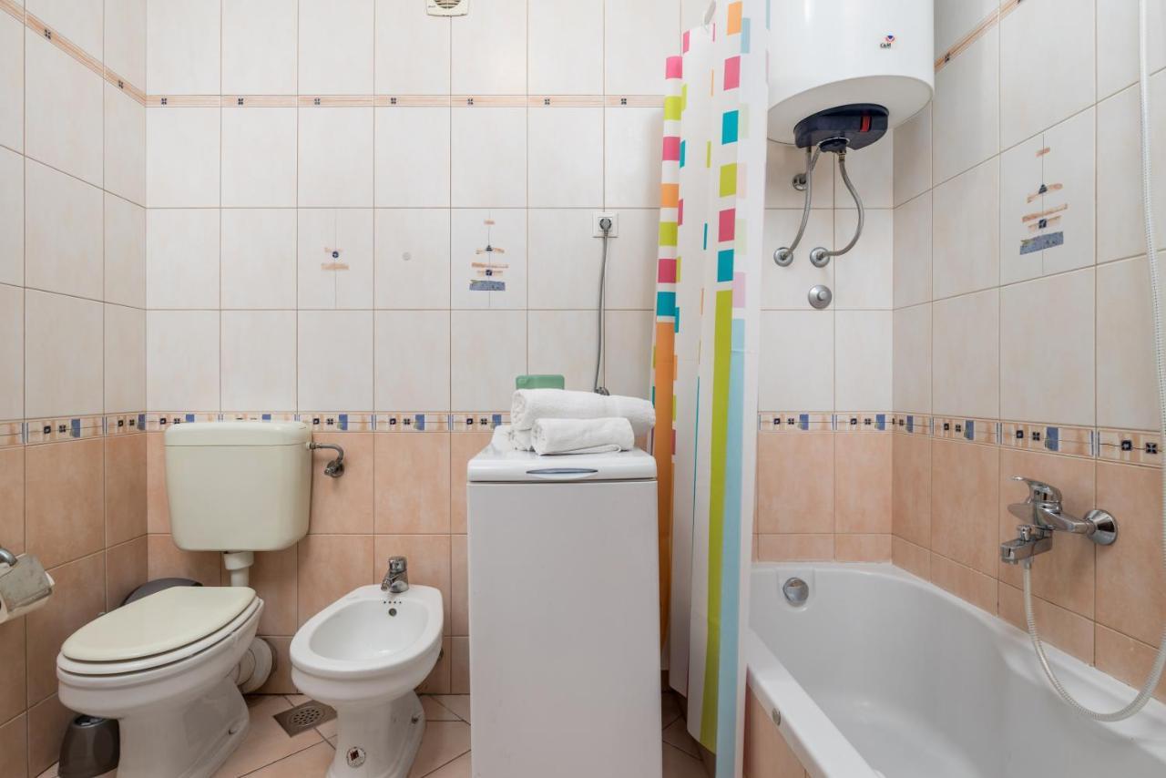 Apartman Iris 2 -Rijeka Apartment Exterior photo