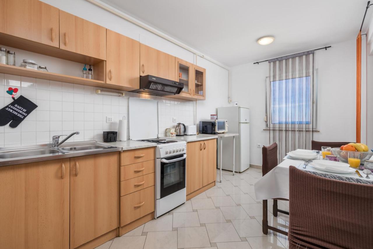 Apartman Iris 2 -Rijeka Apartment Exterior photo